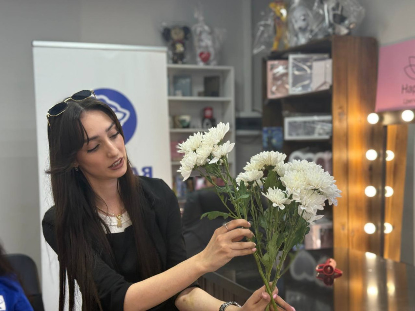 В Жуковском прошёл мастер-класс по флористике в рамках проекта «Женское движение с Единой Россией»